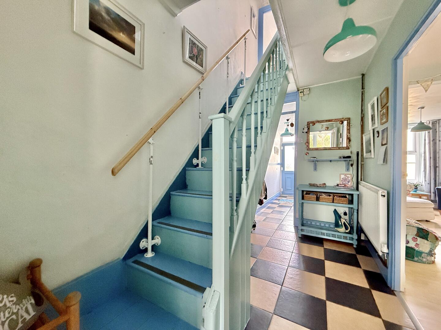 3 bed property in Gladstone Terrace, Redruth